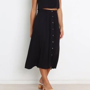 Petal & Pup Ava Skirt - Midi - Size 2 - Black